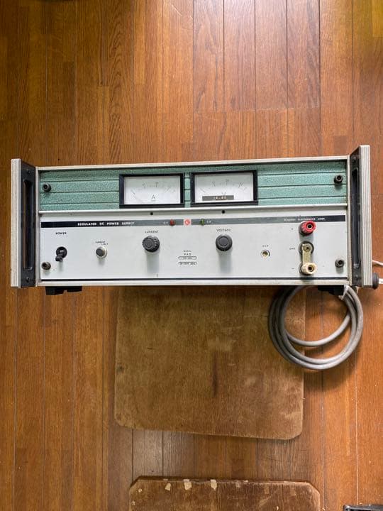 じぃじ　電源菊水　PAD 0〜35V 30A 連続フル使用可