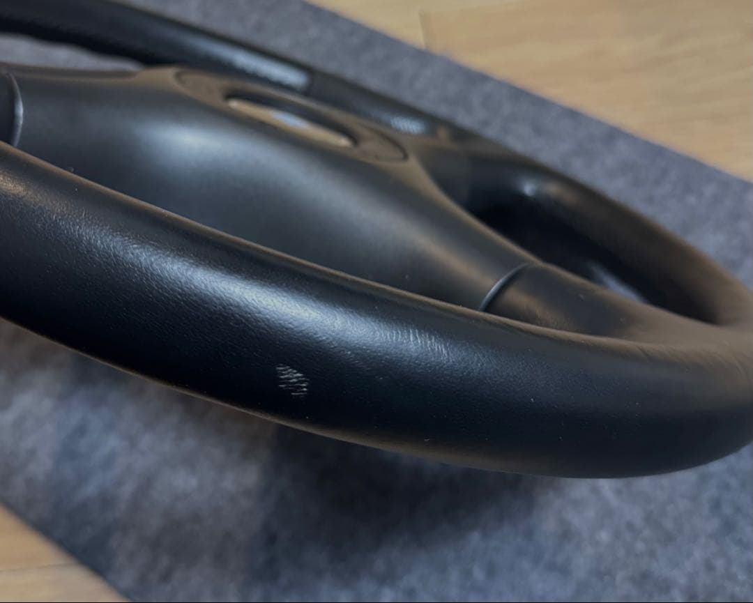 【しの】NARDI ナルディ Z5 36Φ ブラックレザー ステアリング