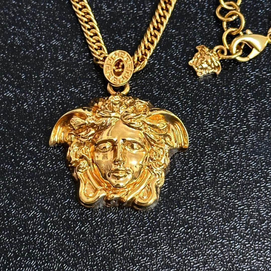 VERSACE 大ぶり メデューサ ネックレス ゴールド 1008766