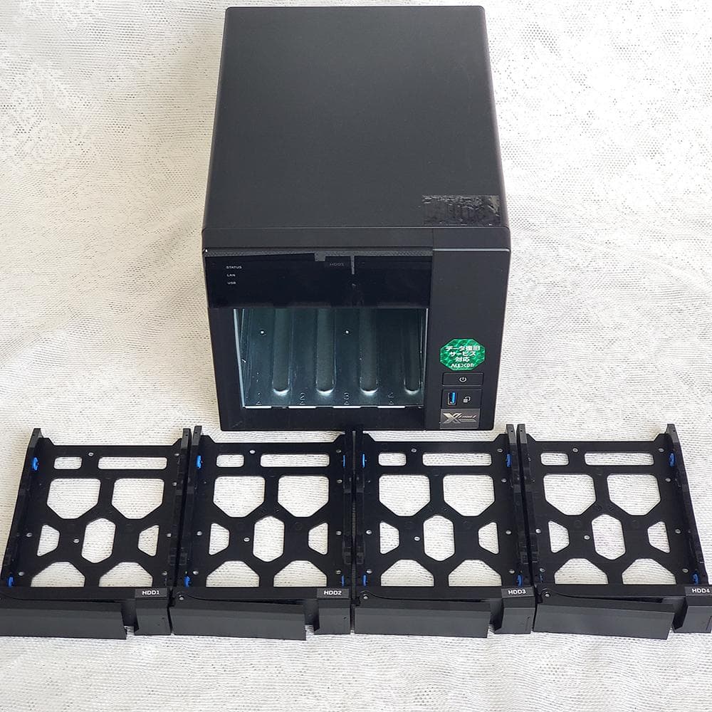 QNAP NAS TS-473 / メモリ 8GB / 10GbE LANカード