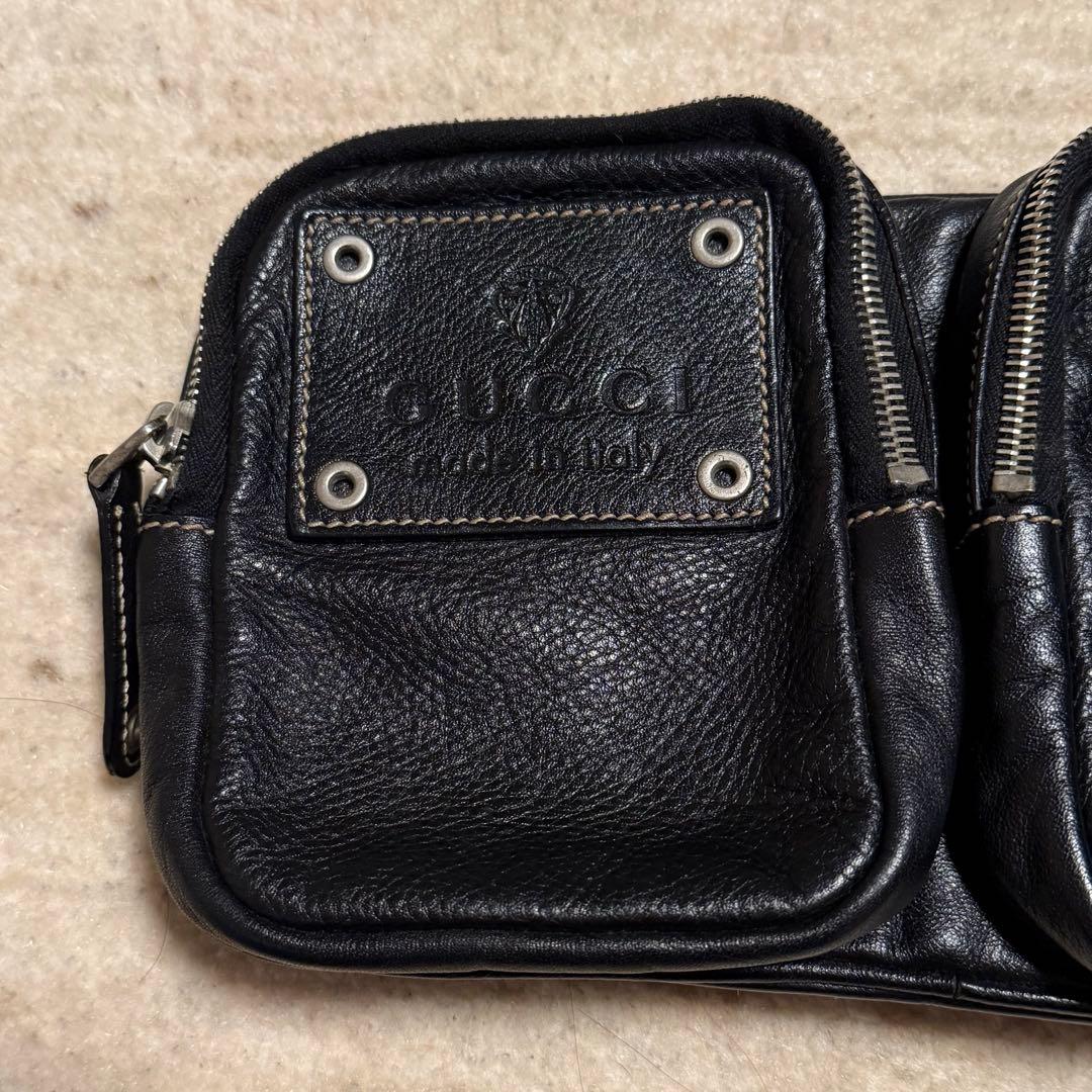 GUCCI ボディバッグ レザー 革 バッグ