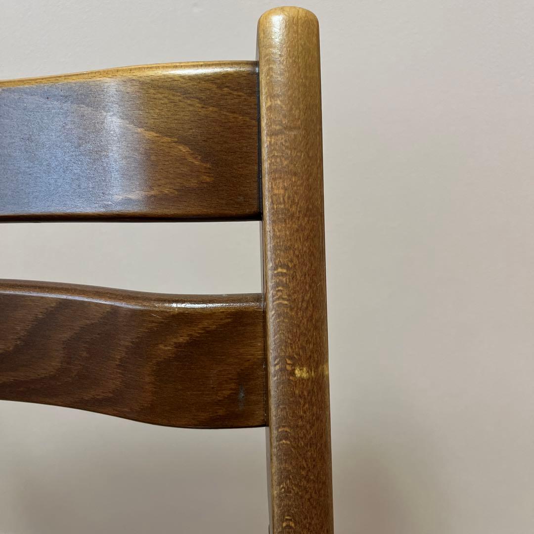 ストッケ　ブラウン