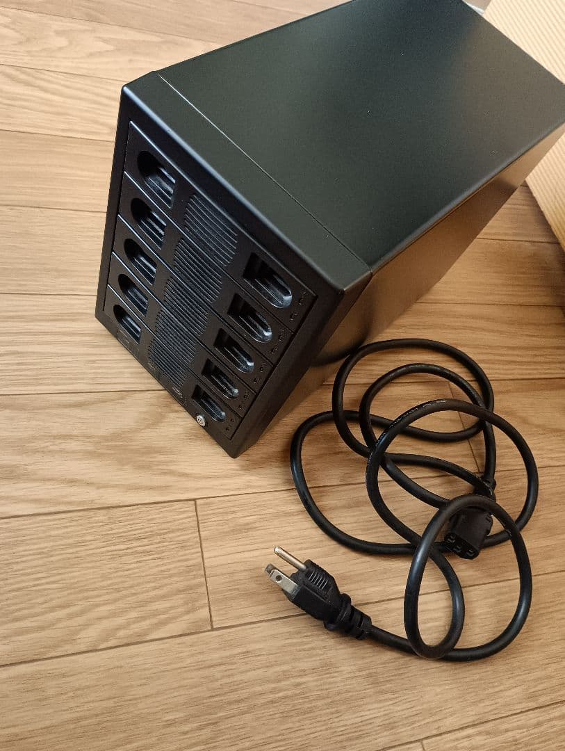 MARSHAL SATA3.5インチ　HDD5 台外付けケース