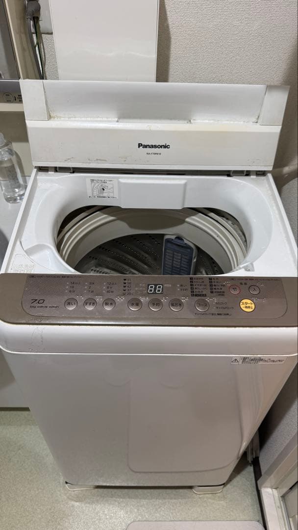 [送料込]洗濯機パナソニック NA-F70PB10 7.0kg 2017年製WH