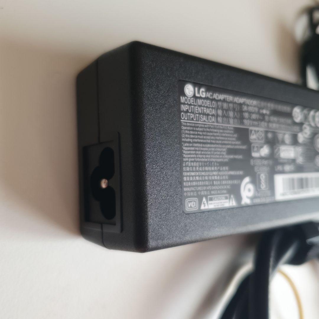 PCモニター LG 31.5型 WQHD