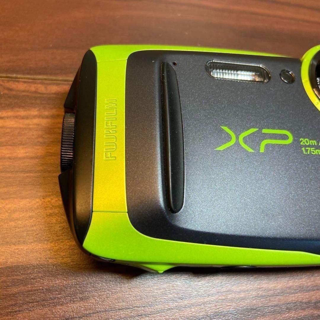 FUJI FILM FinePix XP120 デジカメ ほぼ新品 3810