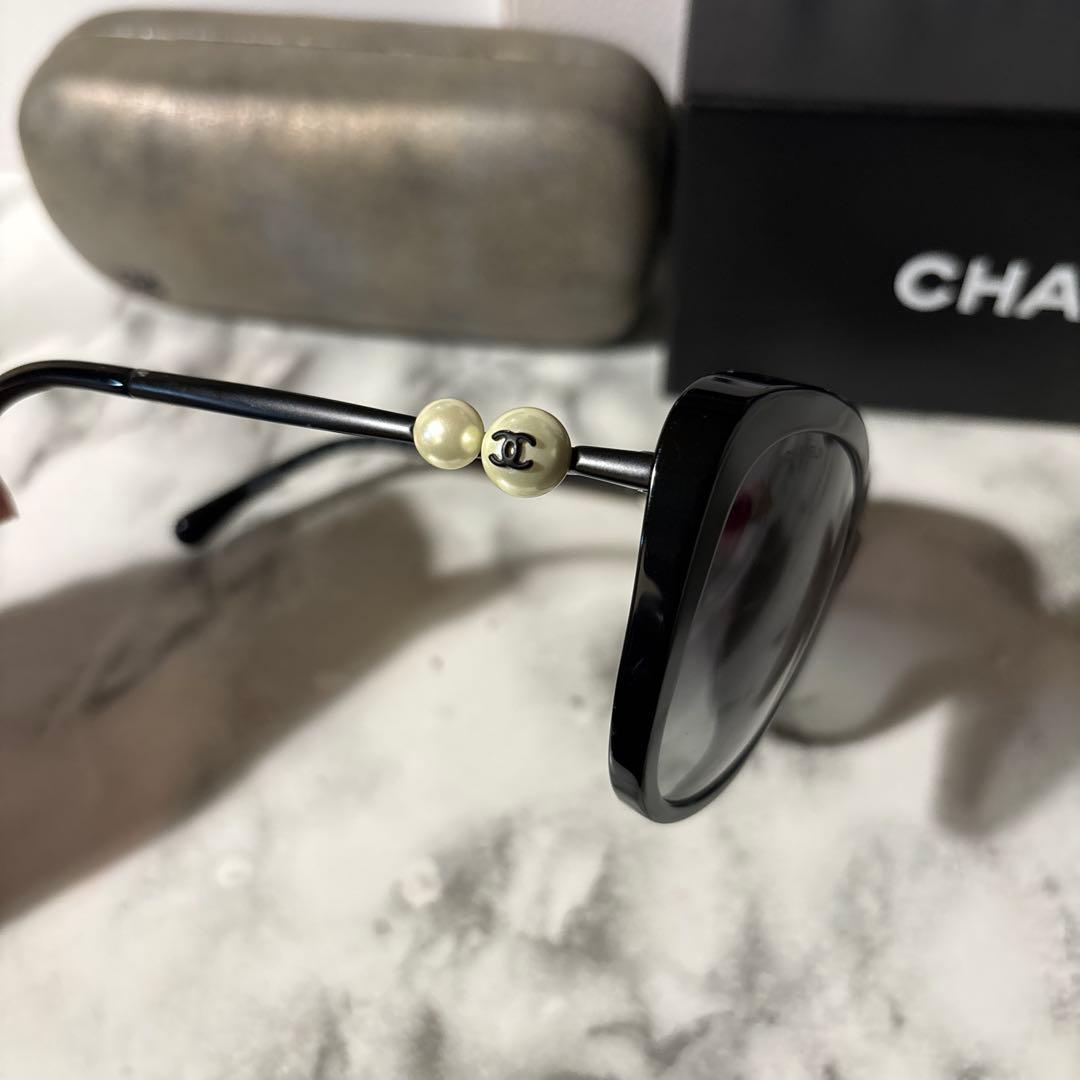 【外箱 ケースつき】CHANEL サングラス パールサングラス ブラック