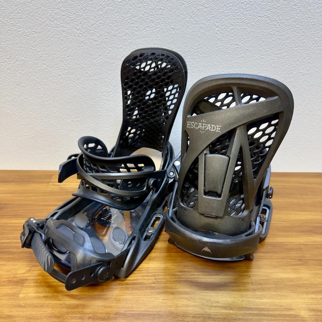 BURTON ESCAPADE　EST Mサイズ　バートン　エスカペード