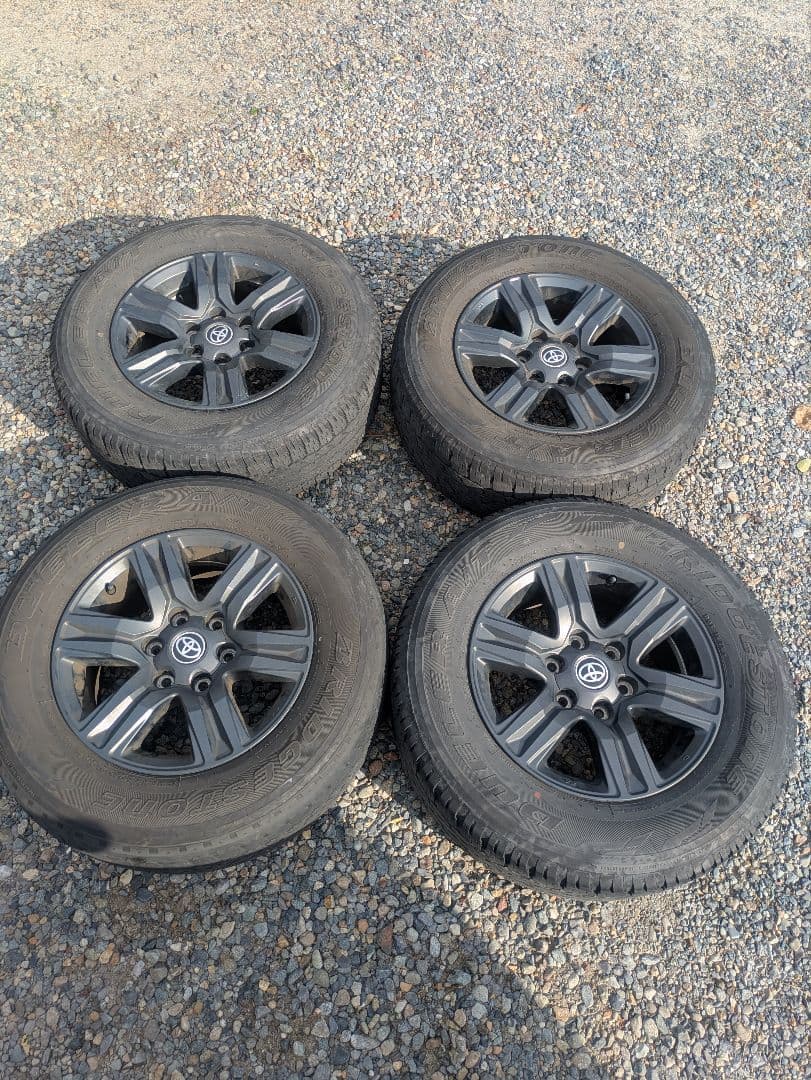 年末値下げ ハイラックス Z 純正ホイールセット