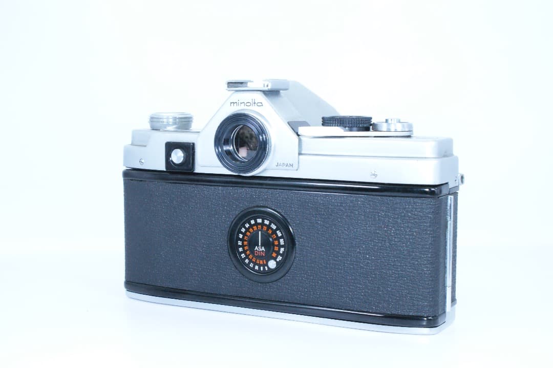 フィルムカメラ MINOLTA SR-7(+ROKKOR-PF 55mm F1.8)#330