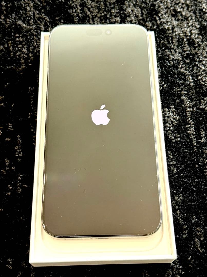 【超美品】iPhone16ProMax 512GB ブラックチタニウム おまけ付