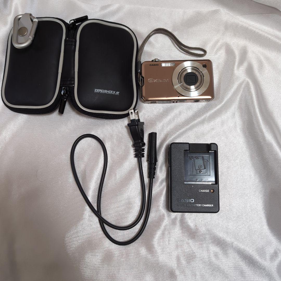 CASIO EXILIM デジタルカメラ + ケース