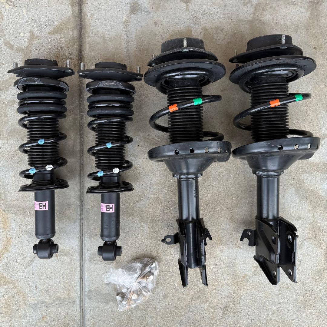 タ*ツ様 SUBARU スバル VM4 VMG レヴォーグ 純正 サスペンション