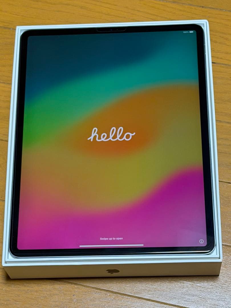 iPad pro12.9 1TBスペースグレー + Smart Keyboard