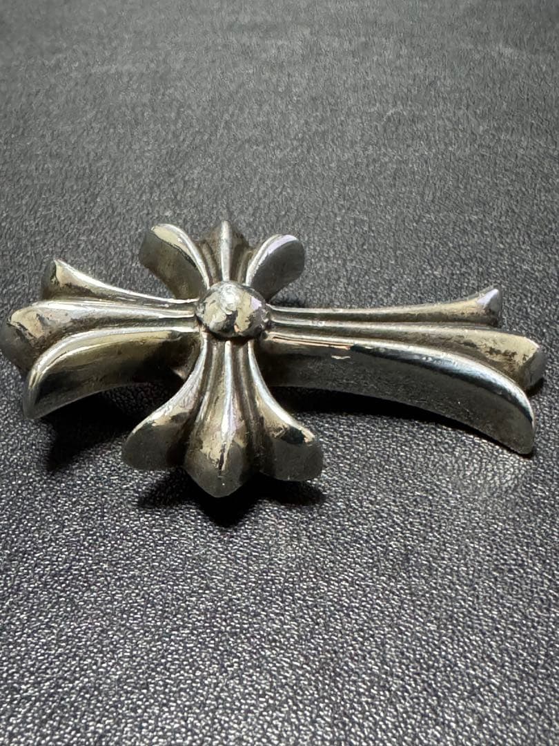 クロムハーツ スモールCHクロス ペンダント