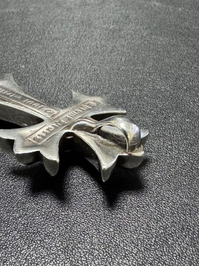 クロムハーツ スモールCHクロス ペンダント