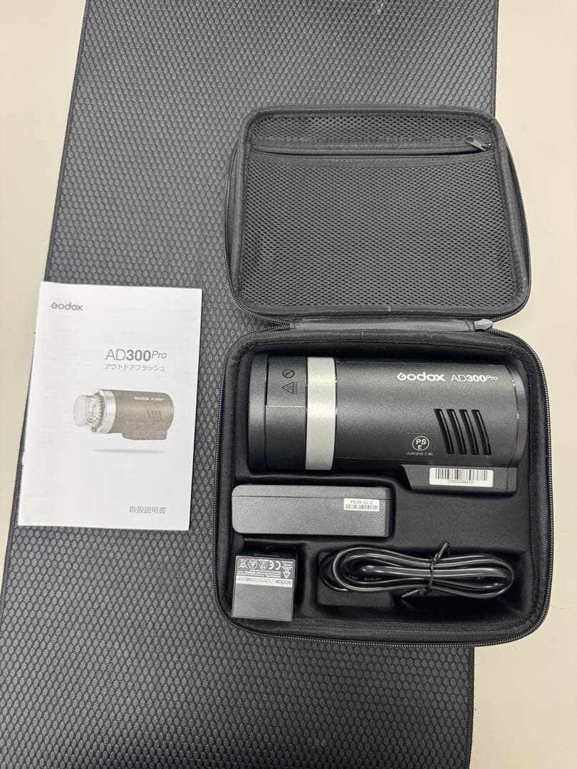 ビデオカメラ Godox AD300 Pro