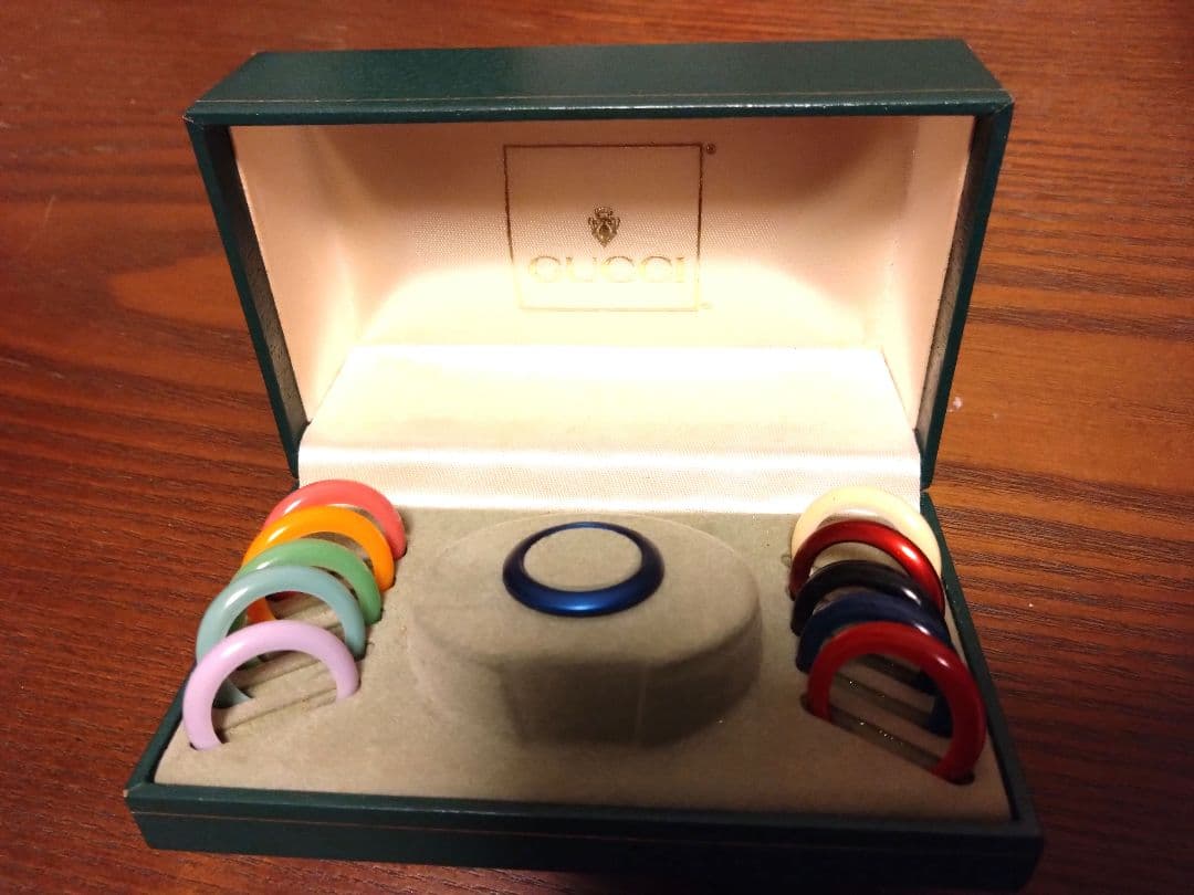 dogl17様　GUCCI チェンジベゼル