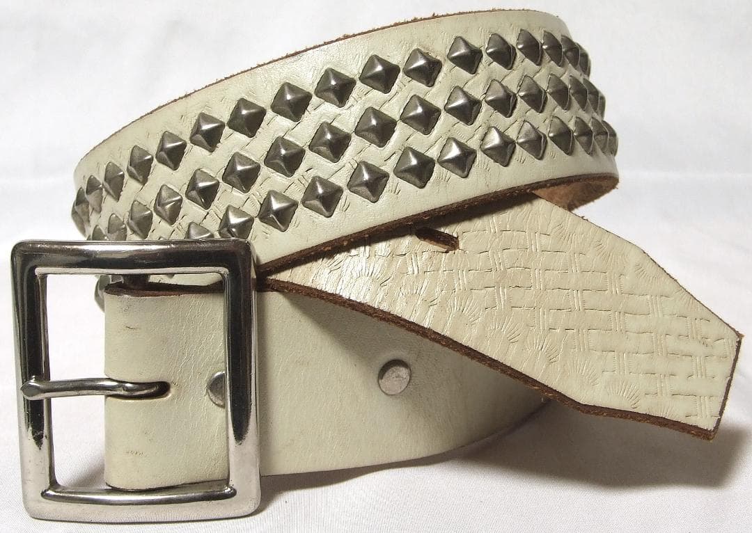 HTC ピラミッド・スタッズベルト【32】希少WHTレザーモデル！新同極美品