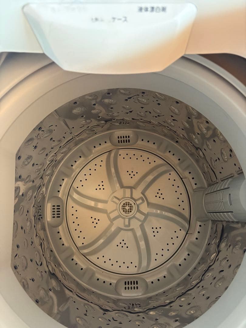 アイリスオーヤマ　容量6Kg 縦型洗濯機 IAW-T602E 送料込み