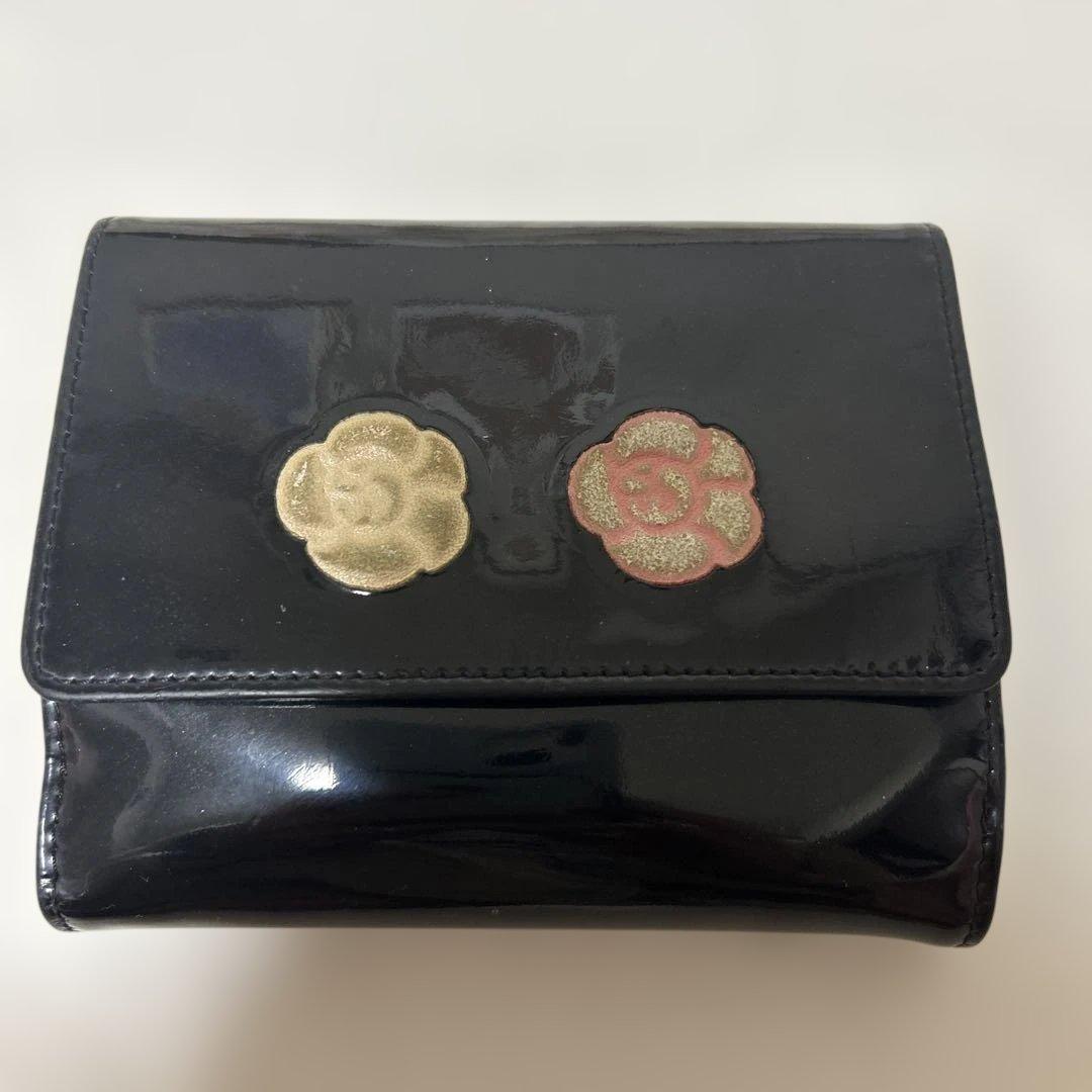 CHANEL ブラック 二つ折り財布