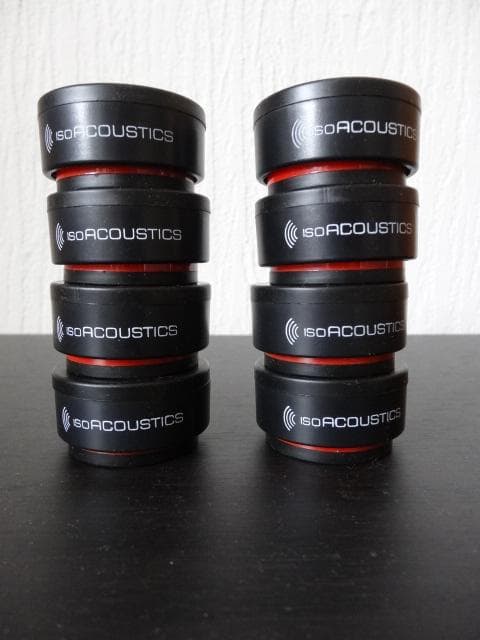IsoAcoustics ISO-Puck スピーカー アイソレーター