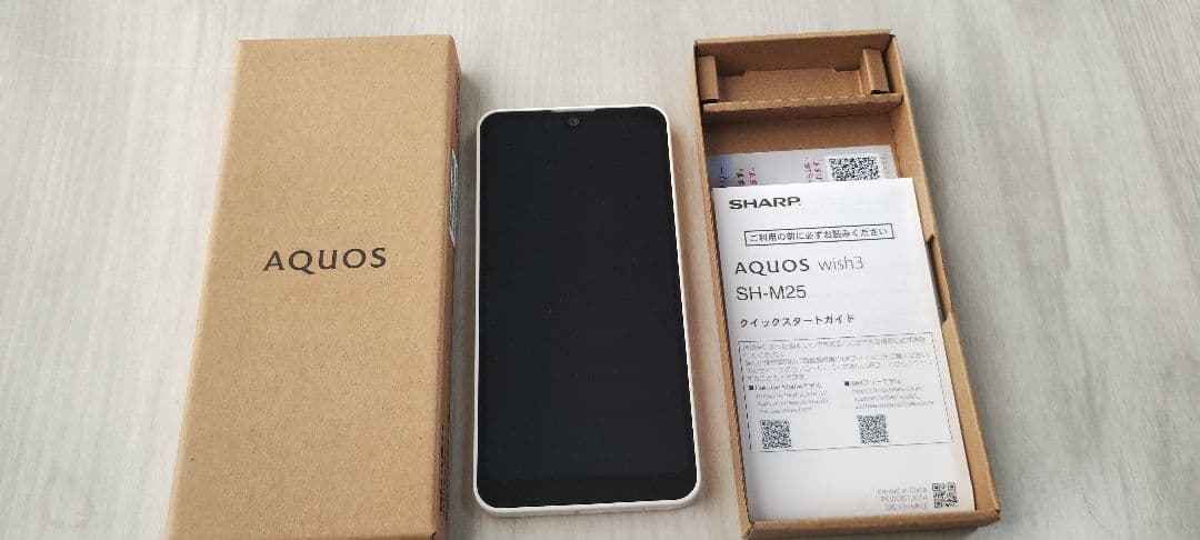 SHARP AQUOS wish3 SH-M25 本体