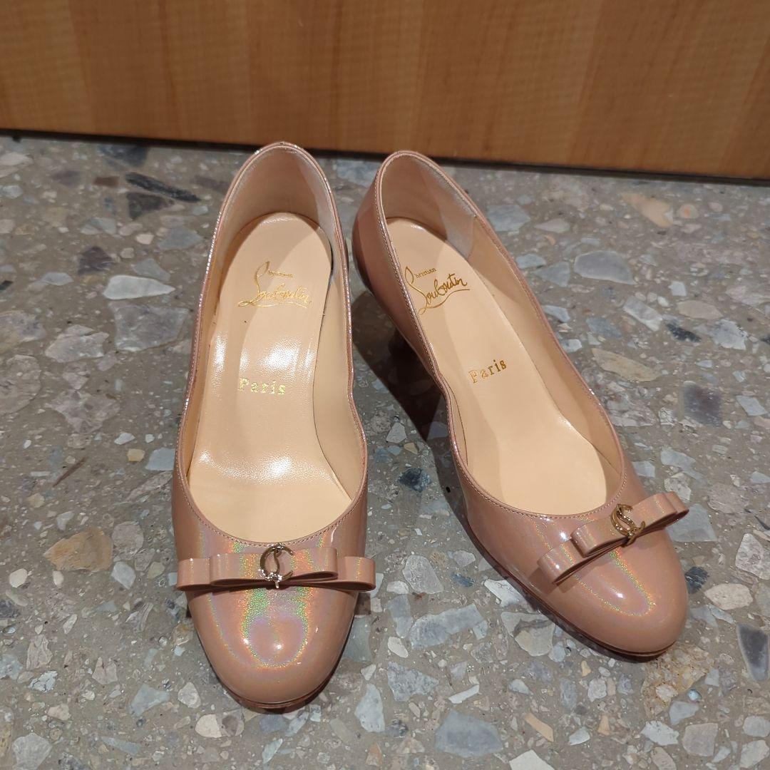 ひ*︎様 Christian Louboutin ベージュ ハイヒール