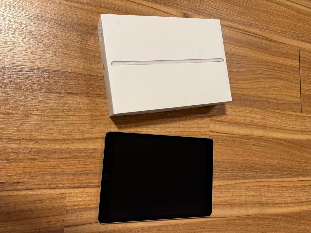 【美品】iPad 第9世代 64GB セルラーモデル 本体のみ