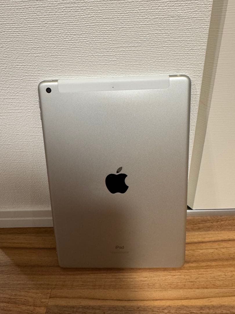 【美品】iPad 第9世代 64GB セルラーモデル 本体のみ