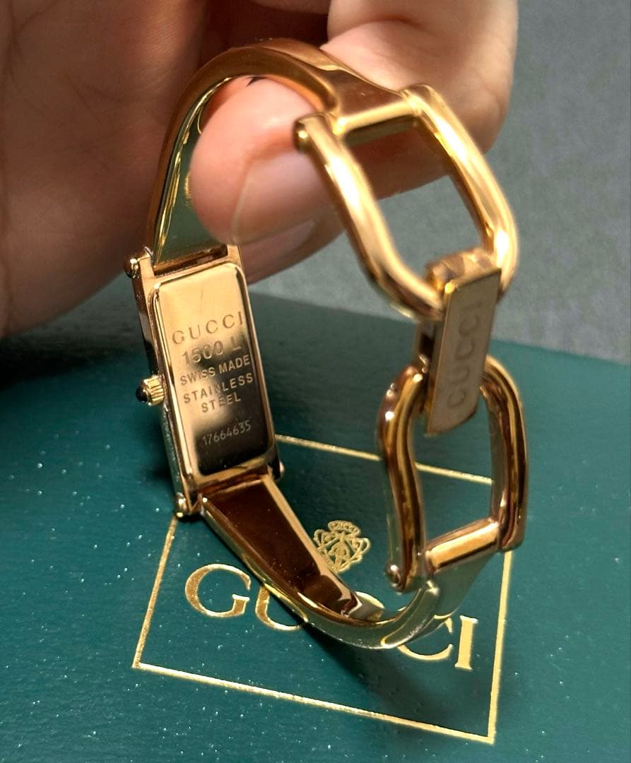極美品 グッチ 腕時計 バングルウォッチ1500L ゴールド 1Pダイヤ文字盤