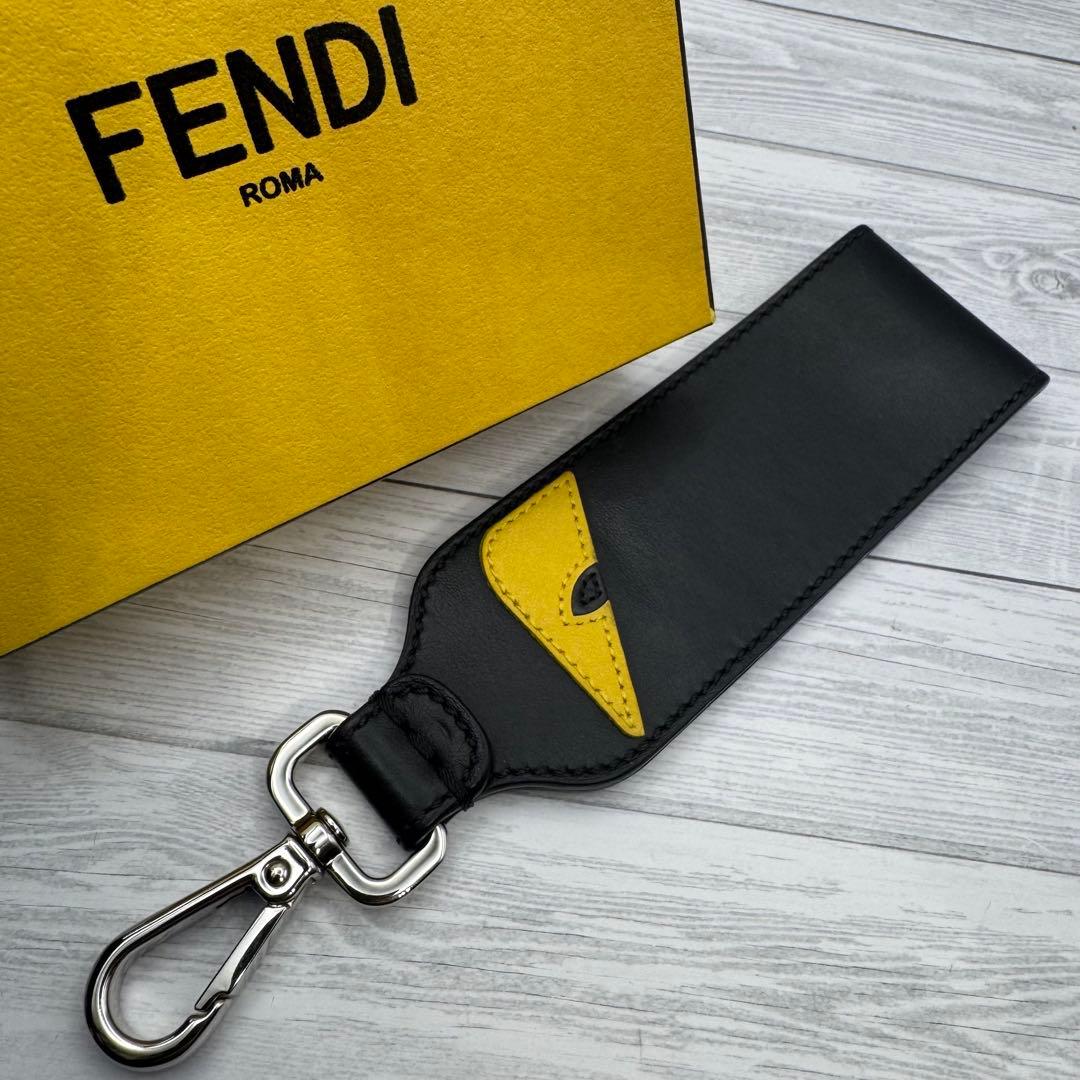 【激レア・極美品】FENDI　バグズアイ　モンスター　キーチェーン　キーホルダー