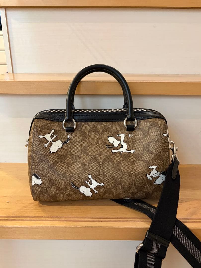 COACH-SNOOPYシグネチャーショルダー付き