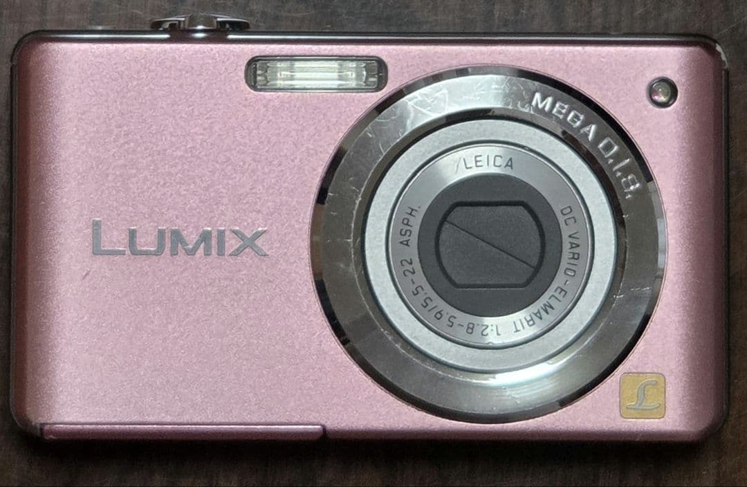 デジタルカメラ　Panasonic DMC-FS6 ピンク