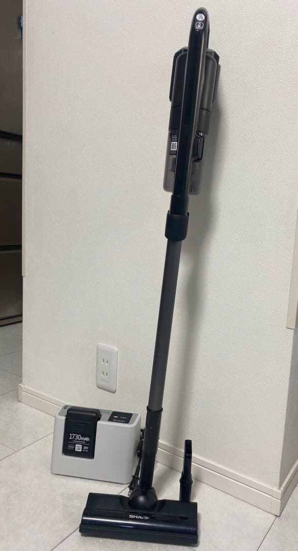 【美品2023年製 SHARP コードレス RACTIVE Air EC-FR7