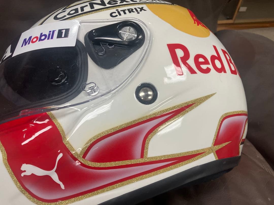 MAX VERSTAPPEN レッドブルホンダ1/1ヘルメット　サイズM