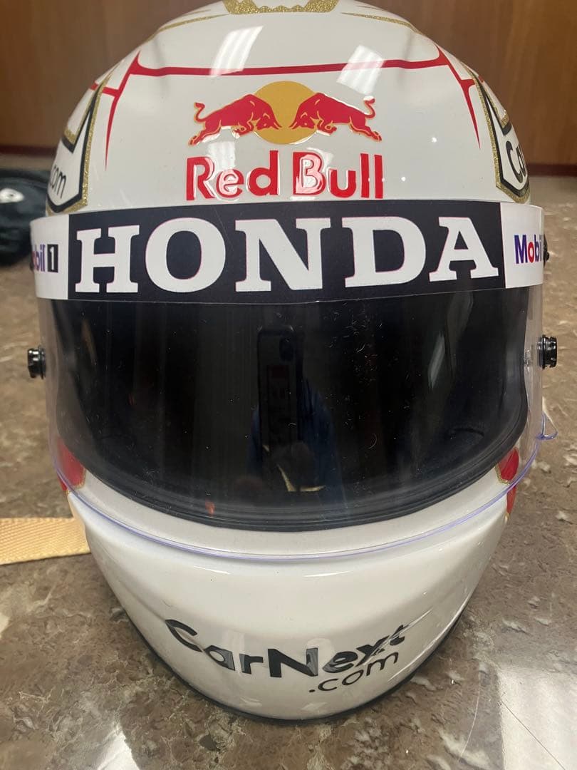 MAX VERSTAPPEN レッドブルホンダ1/1ヘルメット　サイズM