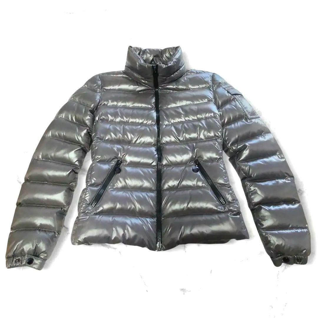 美品★大人気★MONCLER モンクレール ダウンジャケット バディフード