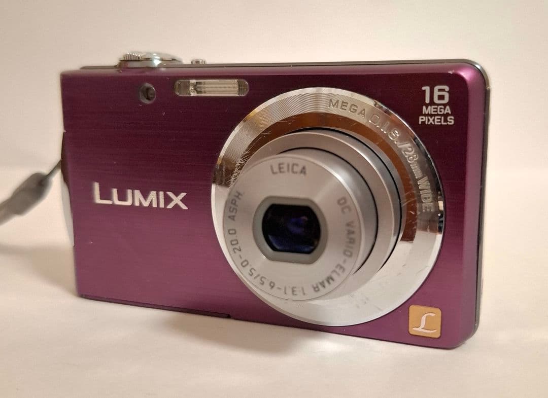 [美品] Panasonic LUMIX DMC-FH5 デジタルカメラ