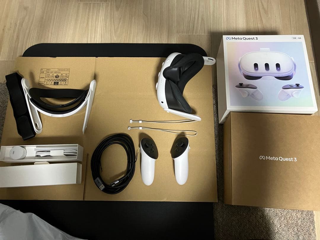 Quest 3 VR本体　+Aubikaヘッドストラップ+KIWIリンクケーブル