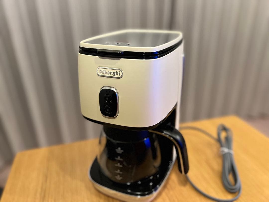 Delonghiドリップコーヒーメーカー ICMI011J-w