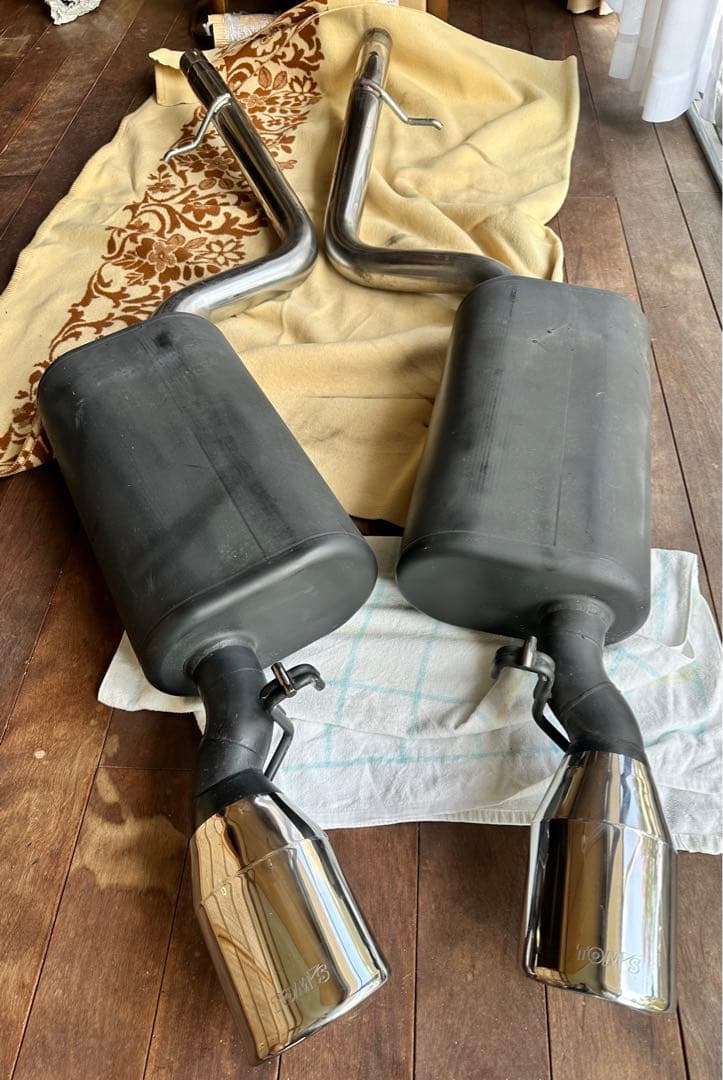 り*様 30セルシオ後期　トムスマフラー