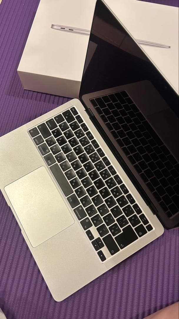 【セール】MacBook Air (2020)8GB 256GB ジャンク品