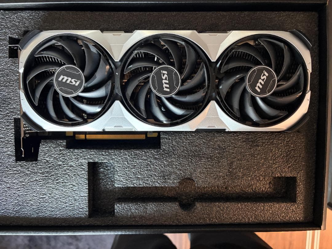 グラフィックボード・グラボ・ビデオカード MSI RTX 4070ti 12GB