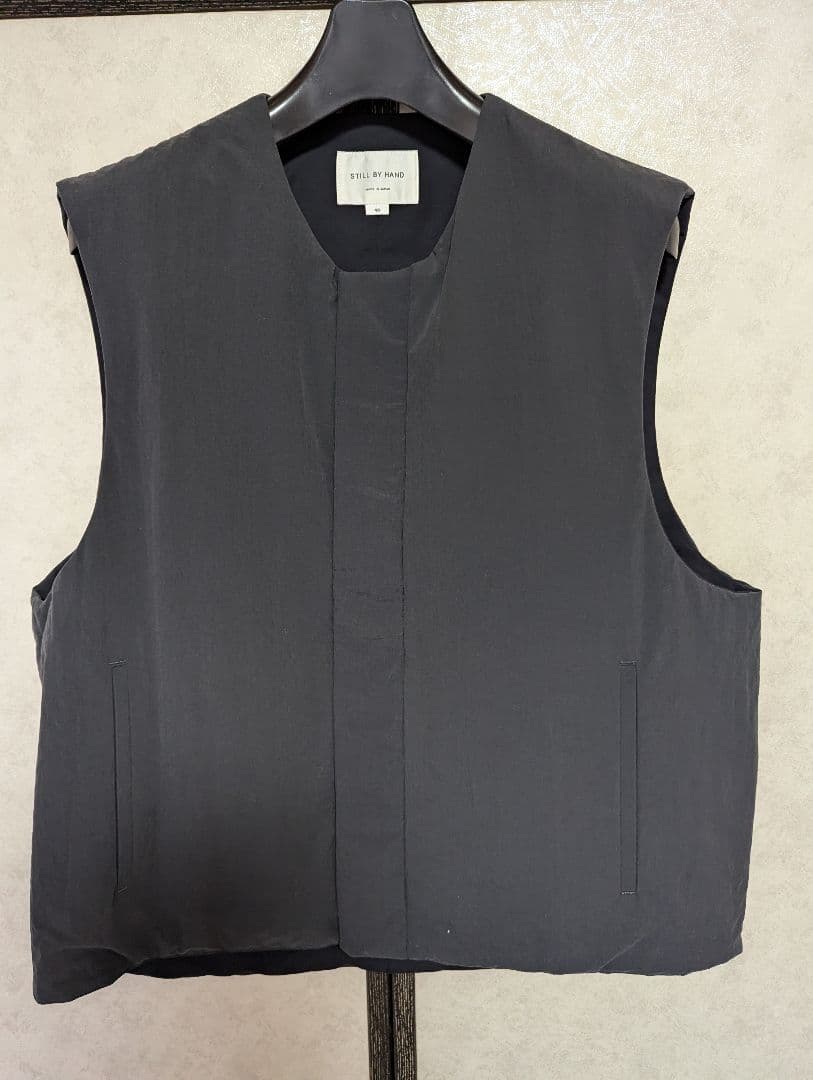 STILL BY HAND シンサレートベスト サイズ48　ブラック