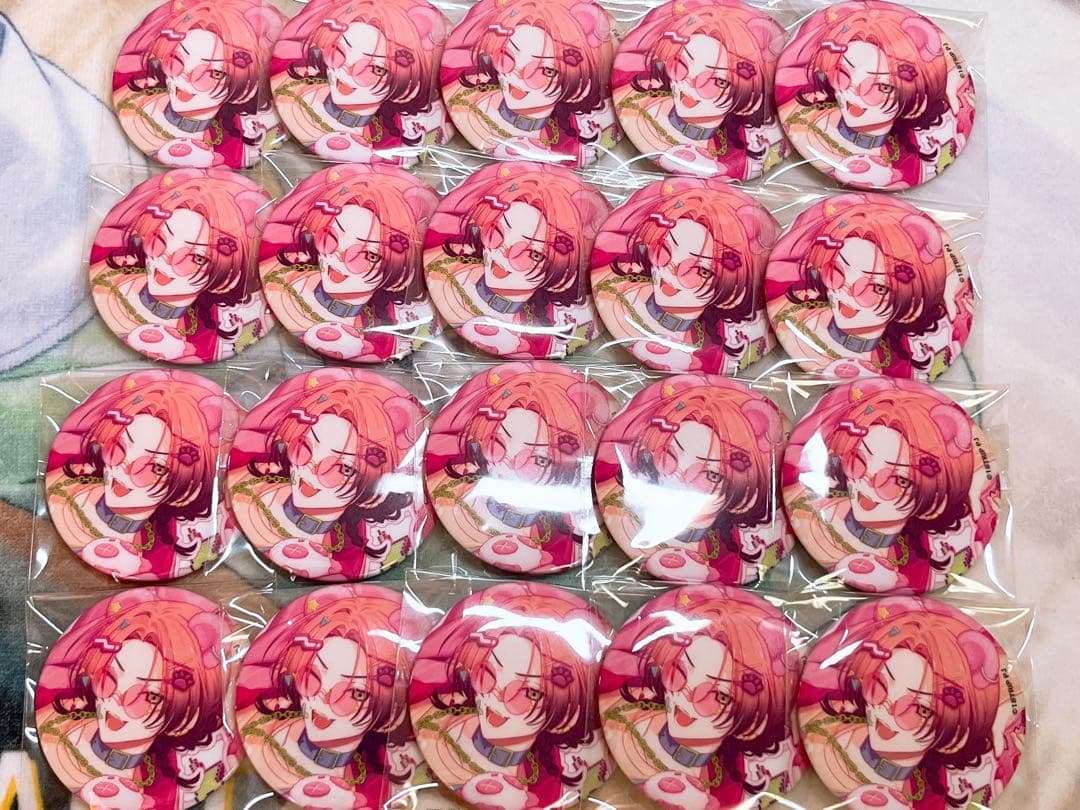 18TRIP 夏焼千弥 缶バッジ