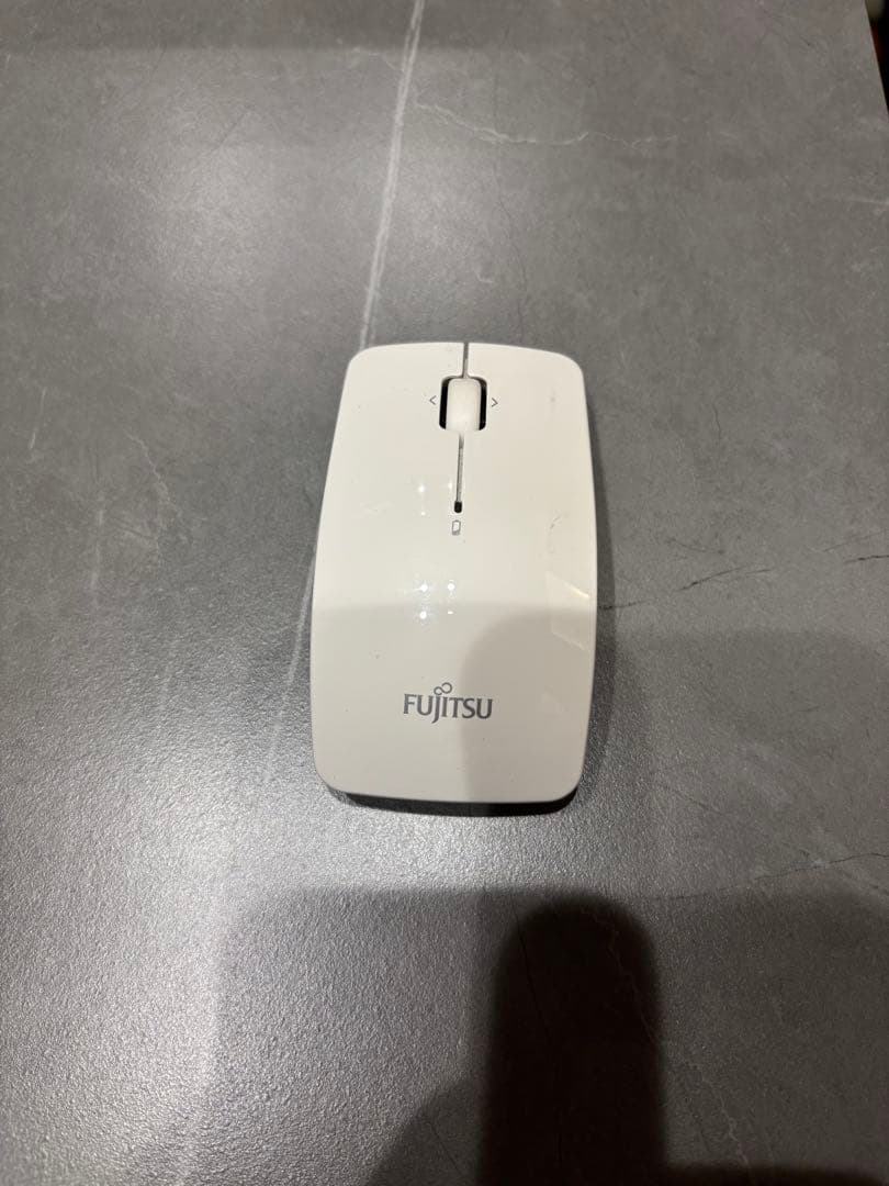 デスクトップPCセット ホワイト富士通FMV ESPRIMO FMVF70B3W