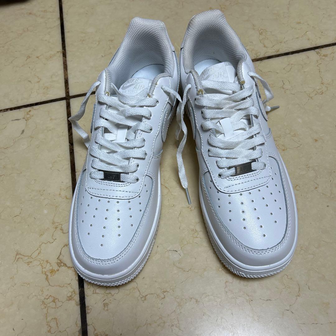 Nikeエアフォース1 White