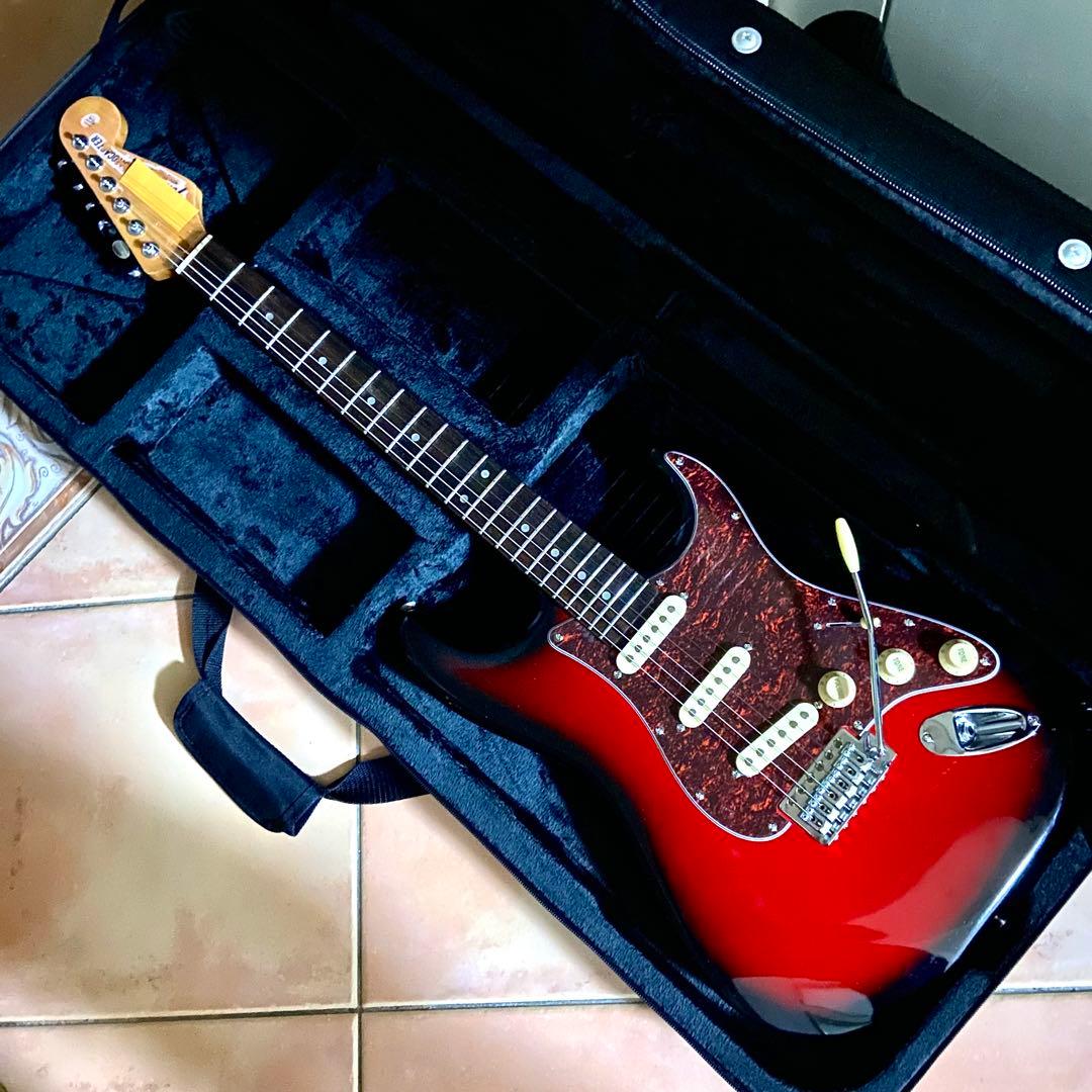 ノーブランド コンポーネント ストラトキャスター 送料無料❗️