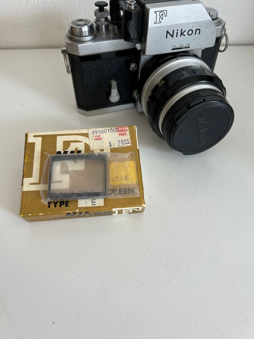ニコン Ｆフォトミック　シルバー+NIKKOR-S  Auto +小物